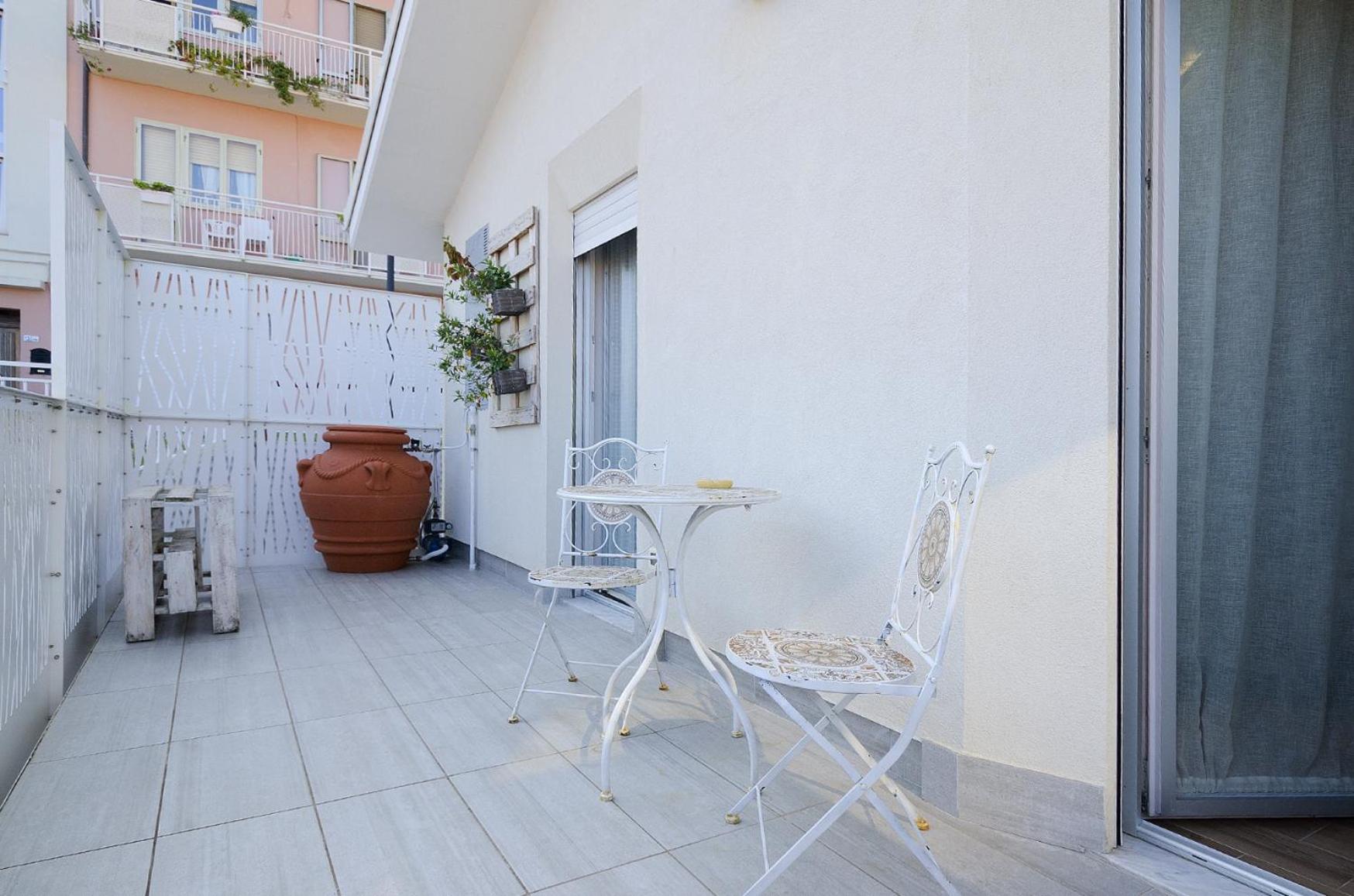Lo Scorcio Sul Mare Apartment Marina di San Vito Exterior photo